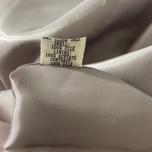 NWT, Mica, evening / cocktail dress.  100% silk, fully lined.  Size 4. - Picture 9 of 14